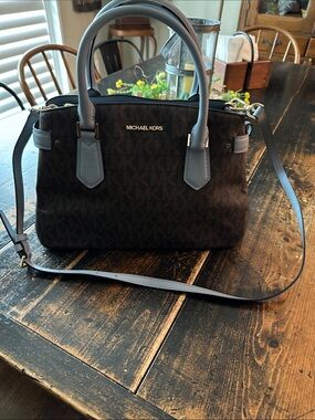 Michael Kors crossbody